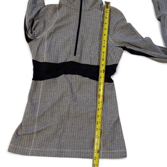 Lululemon Swiftly Tech Half Zip Pullover Size 4 Herringbone Long Sleeve - Picture 3 of 8